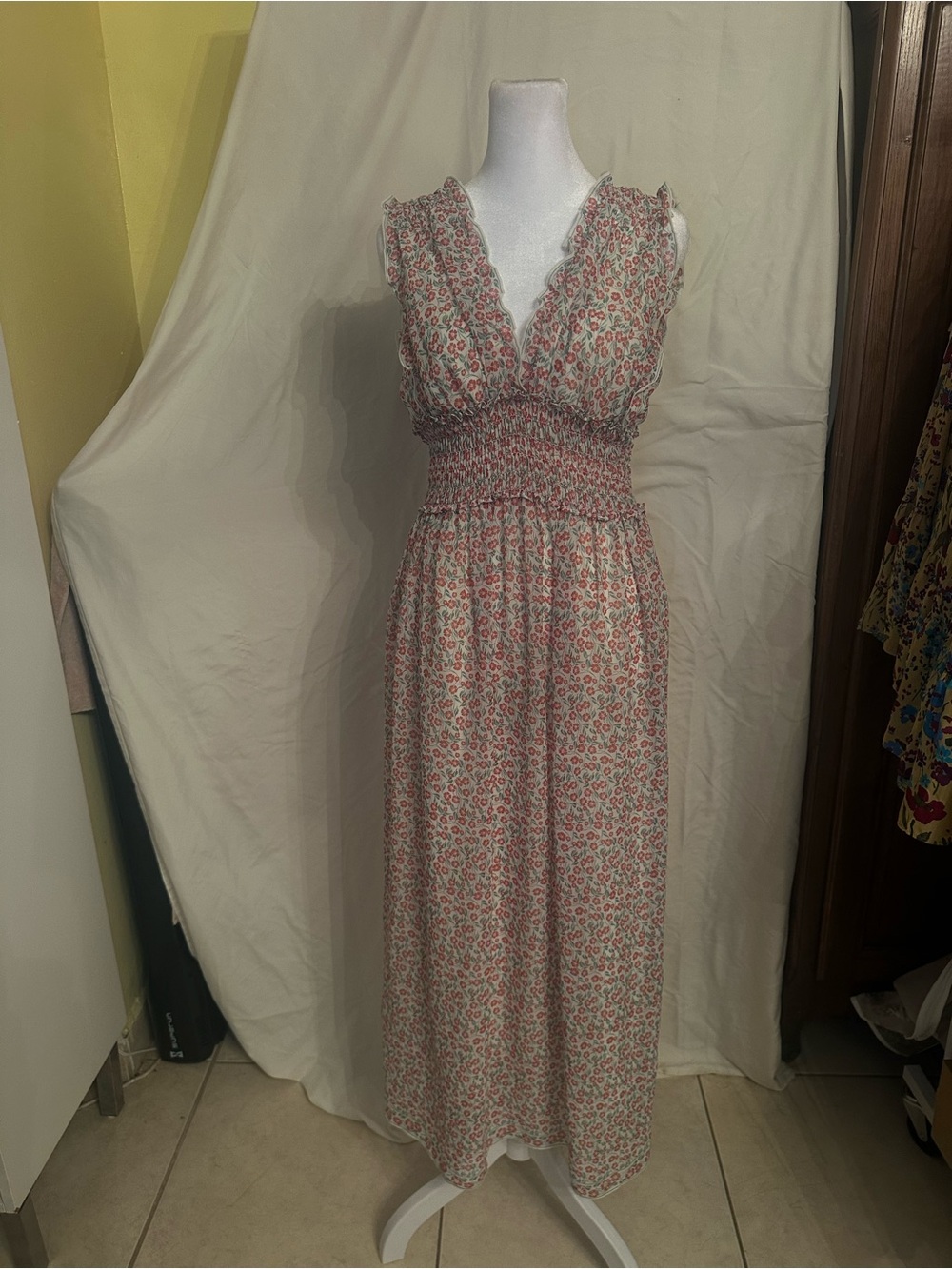 NWOT Max Studio Pink Floral Smocked Maxi Dress
